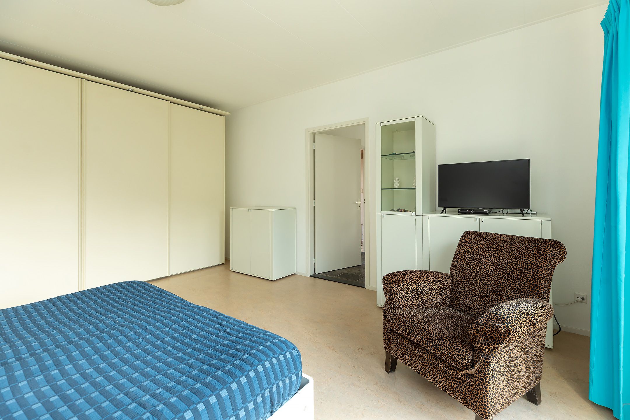 Foto 18 van Nieuw-Loosdrechtsedijk 30