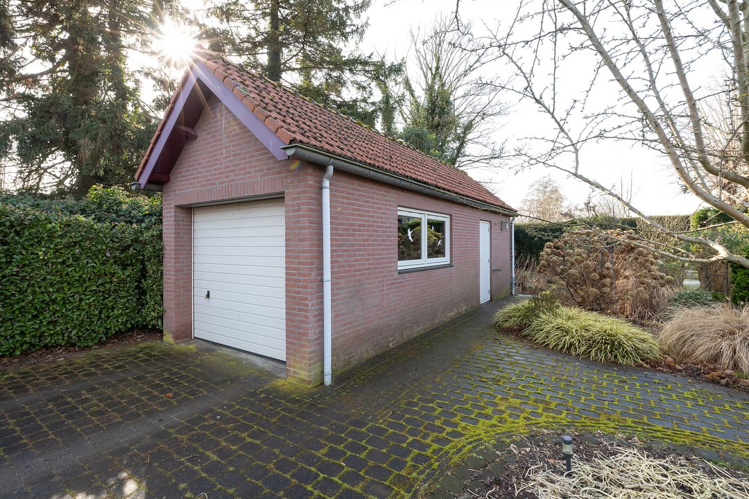 Foto 37 van Nieuw-Loosdrechtsedijk 30