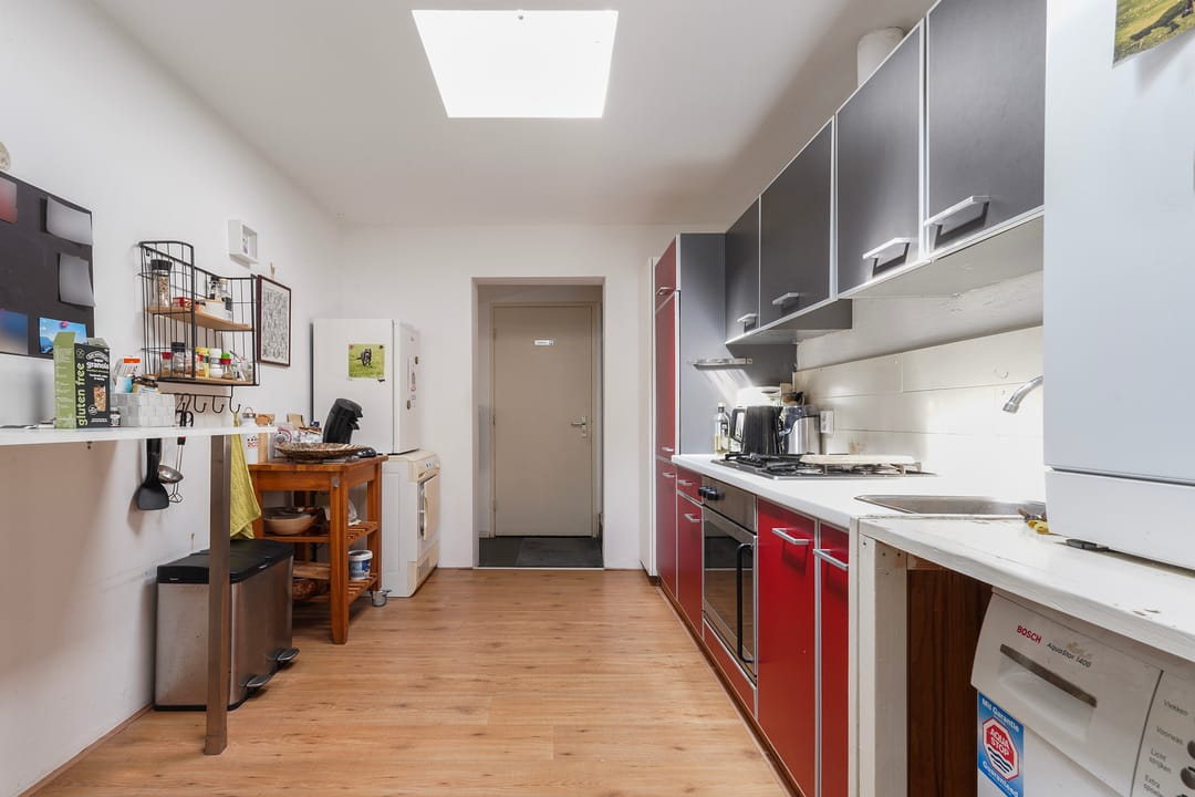 Unieke geschakelde bungalow met riant perceel aan het water in Tilburg — 34