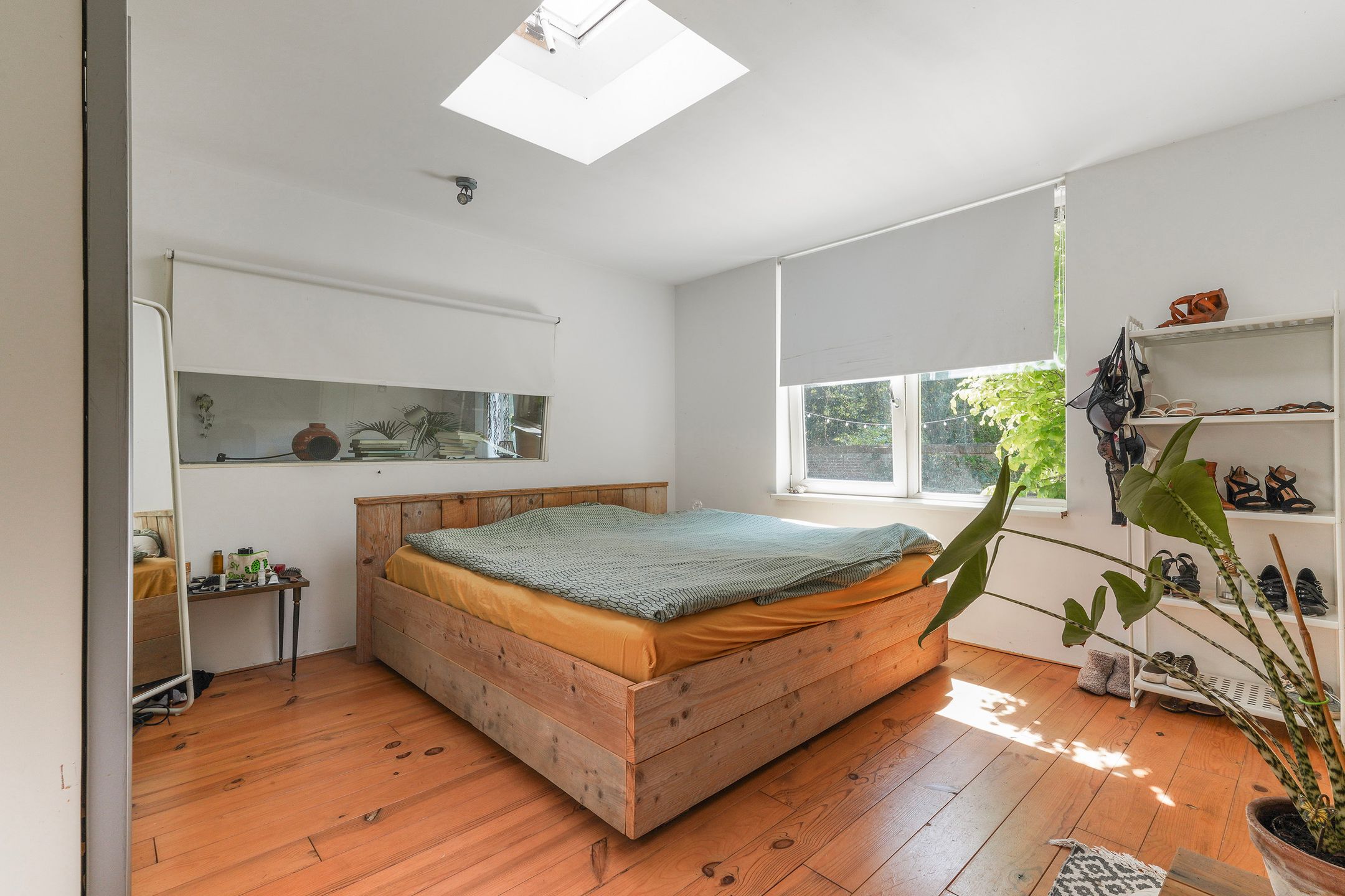 Unieke geschakelde bungalow met riant perceel aan het water in Tilburg — 36