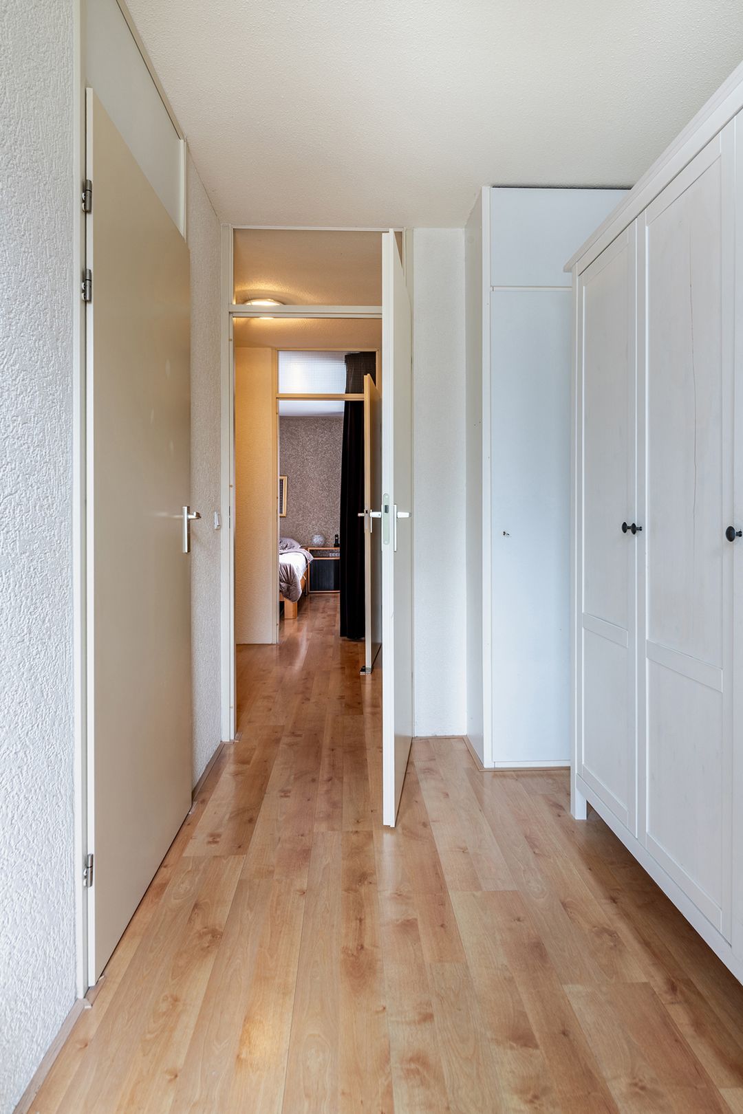 Spacious and well-maintained family home with roof terrace in Nieuw Sloten — 13