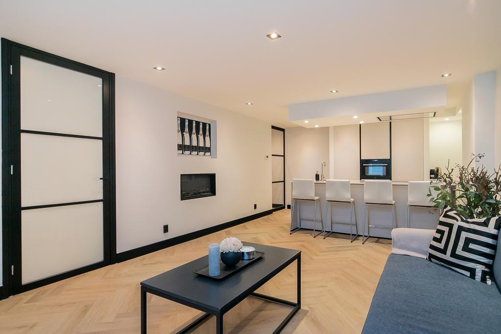 Luxe gerenoveerd appartement in Amsterdam Centrum met lift