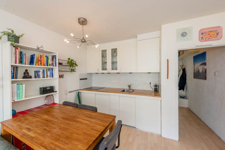 Photo 4 of van Galenstraat 142