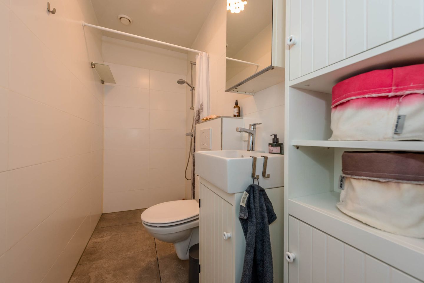 Photo 19 of van Galenstraat 142