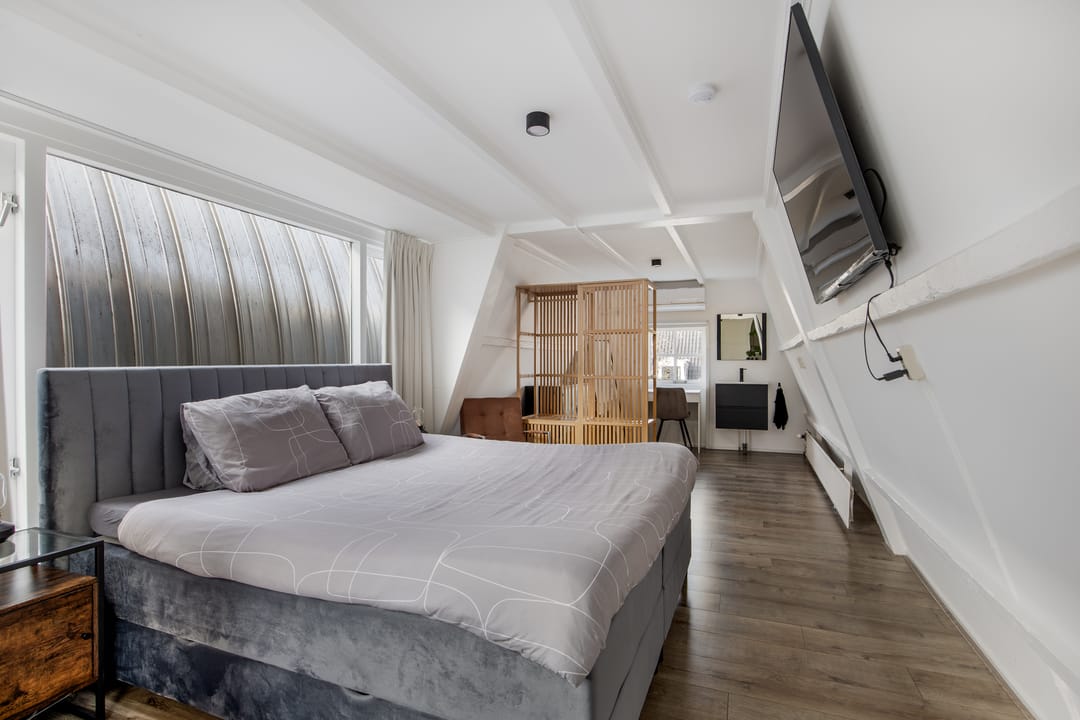 Spacious and Light Double Upper House with Roof Terrace in the Heart of Leiden — 17