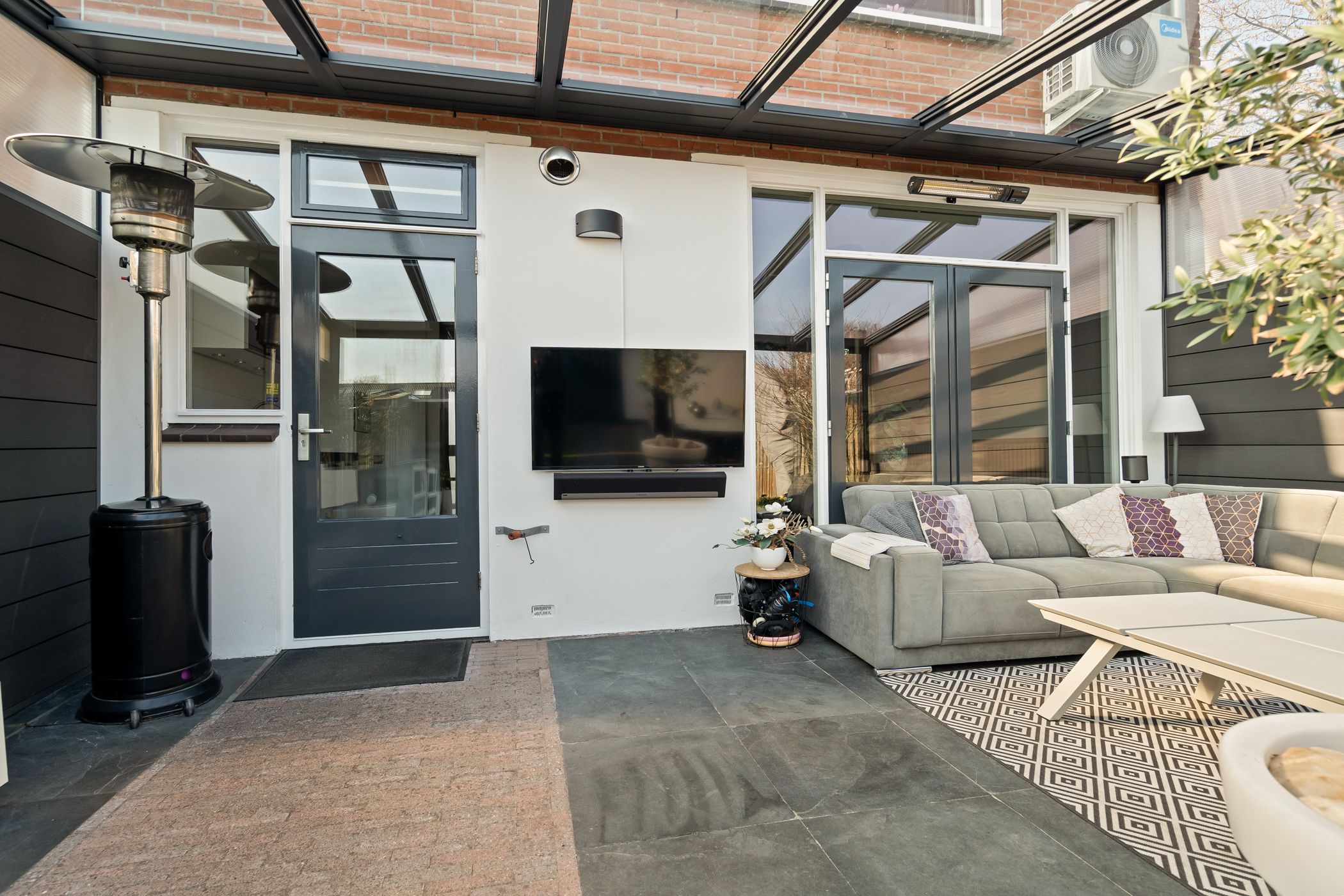 Sustainable and spacious corner house with conservatory in IJsselstein — 22