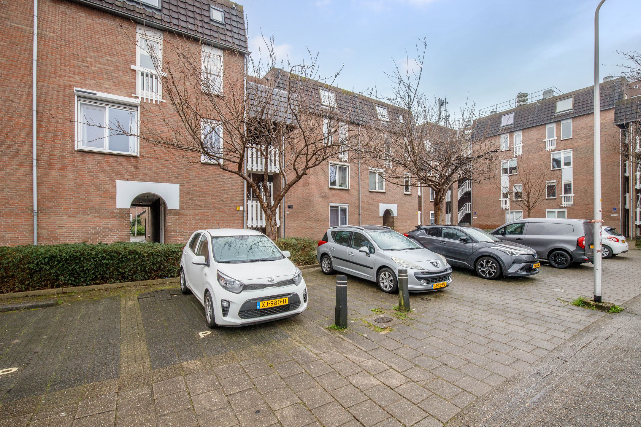 Move-in Ready Maisonette with Garden in Nieuwerkerk aan den IJssel — 36