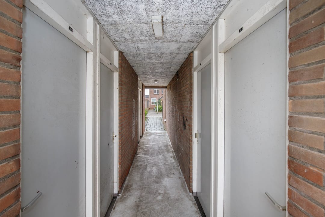 Move-in Ready Maisonette with Garden in Nieuwerkerk aan den IJssel — 37