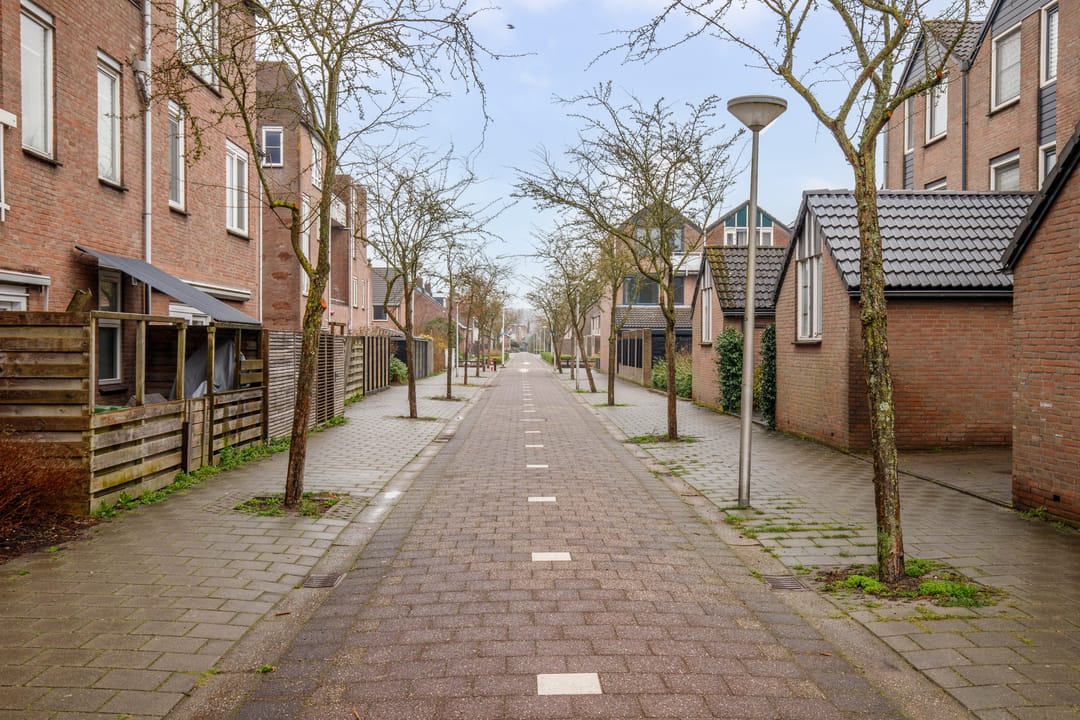 Move-in Ready Maisonette with Garden in Nieuwerkerk aan den IJssel — 43