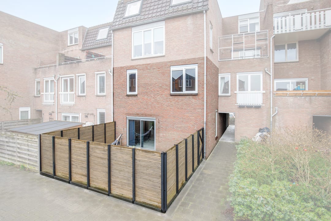 Move-in Ready Maisonette with Garden in Nieuwerkerk aan den IJssel — 31