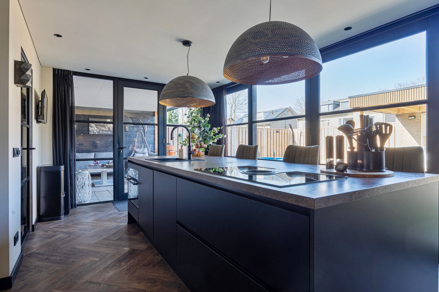 Foto 19 van Valkenierstraat 189