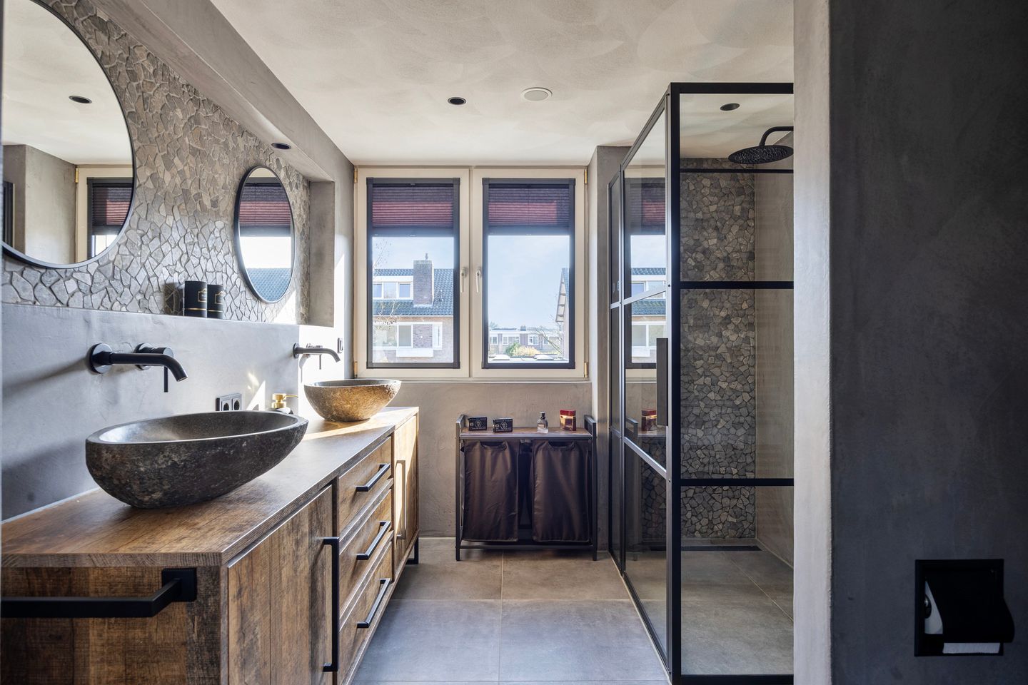 Foto 29 van Valkenierstraat 189