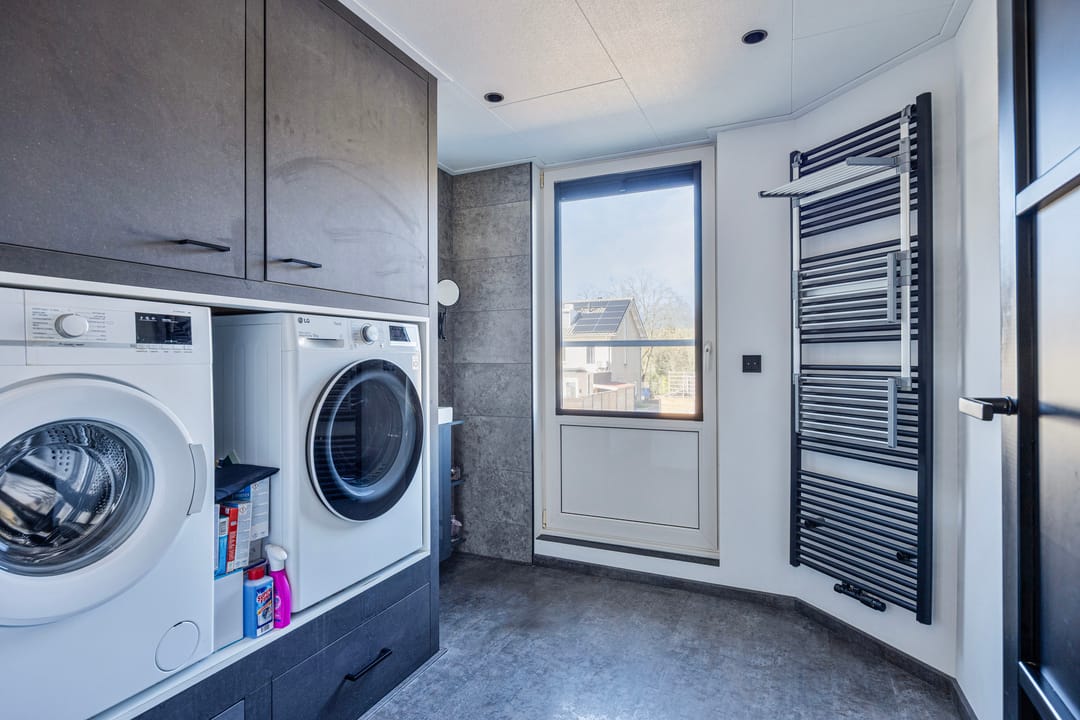 Foto 28 van Valkenierstraat 189