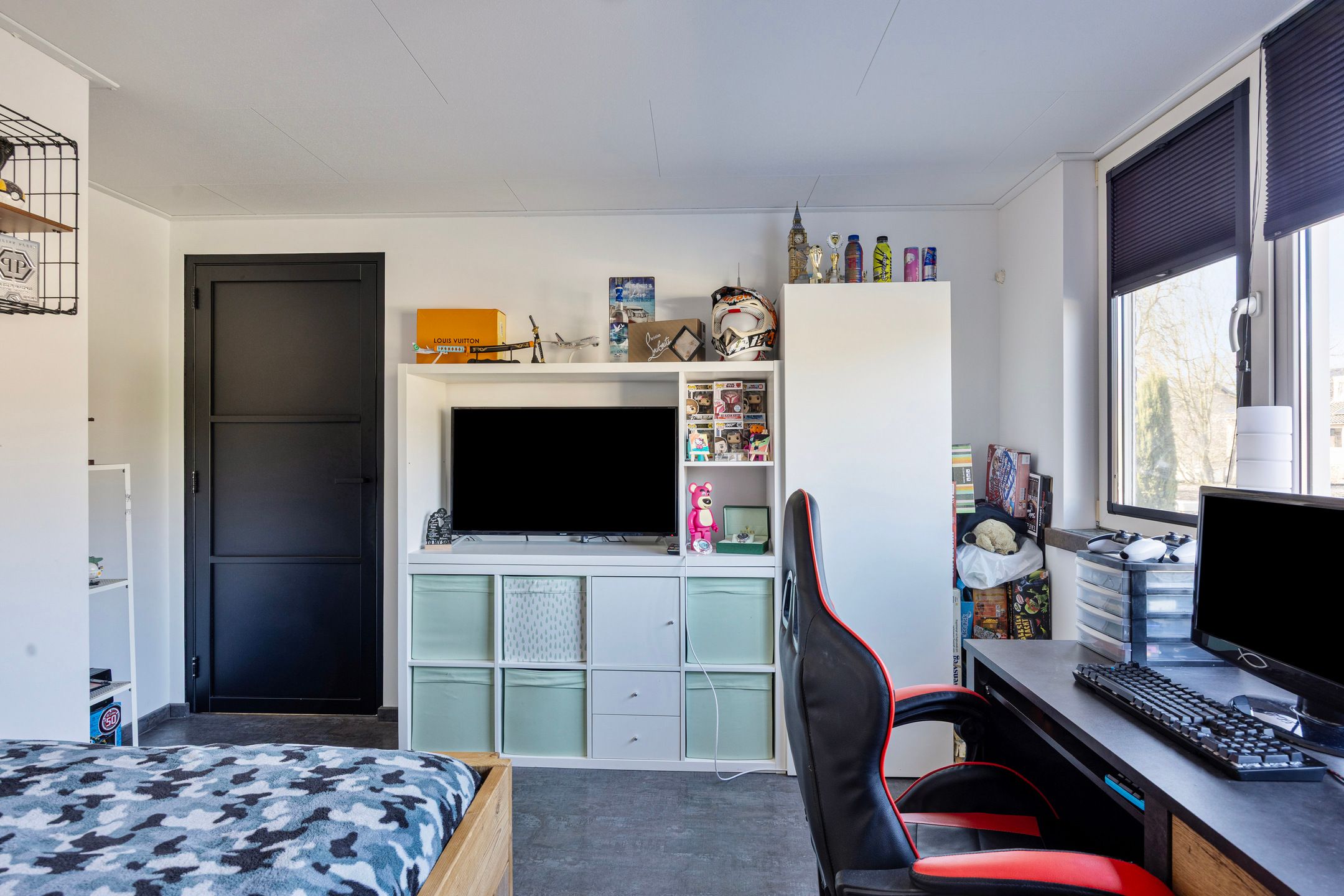 Foto 36 van Valkenierstraat 189