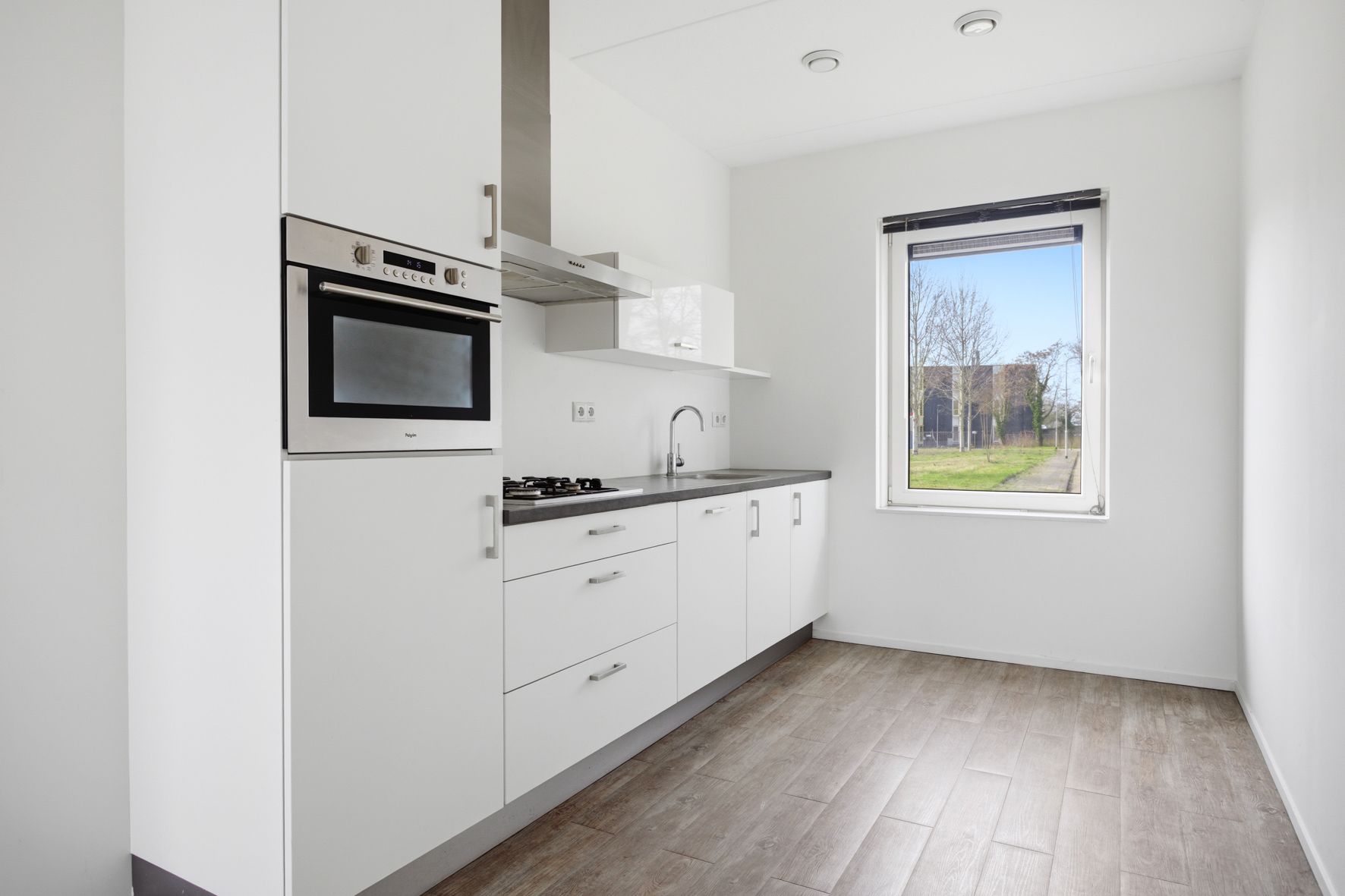 Modern Energy-Efficient Townhouse with Solar Panels in Venlo — 16