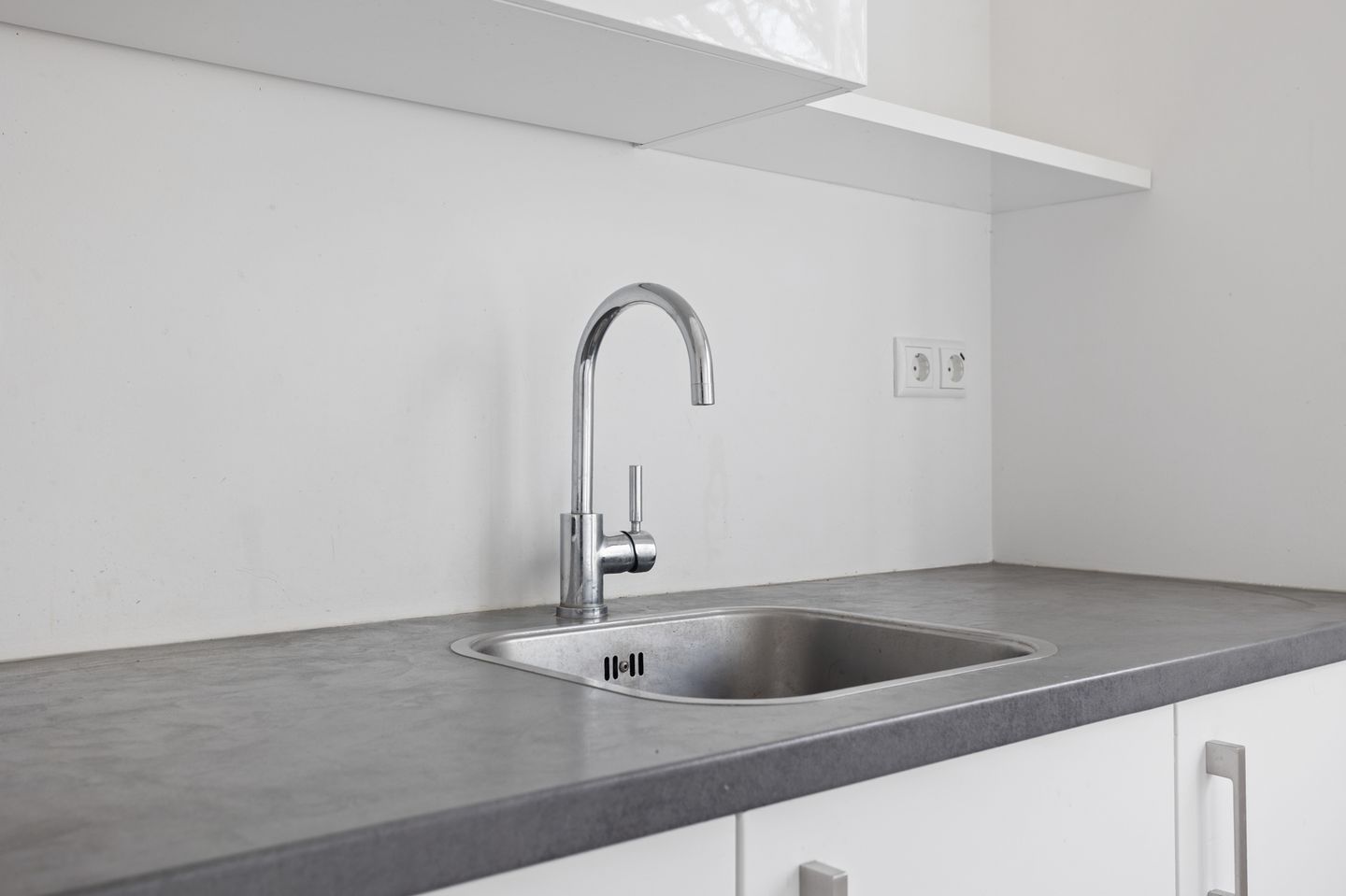 Modern Energy-Efficient Townhouse with Solar Panels in Venlo — 20