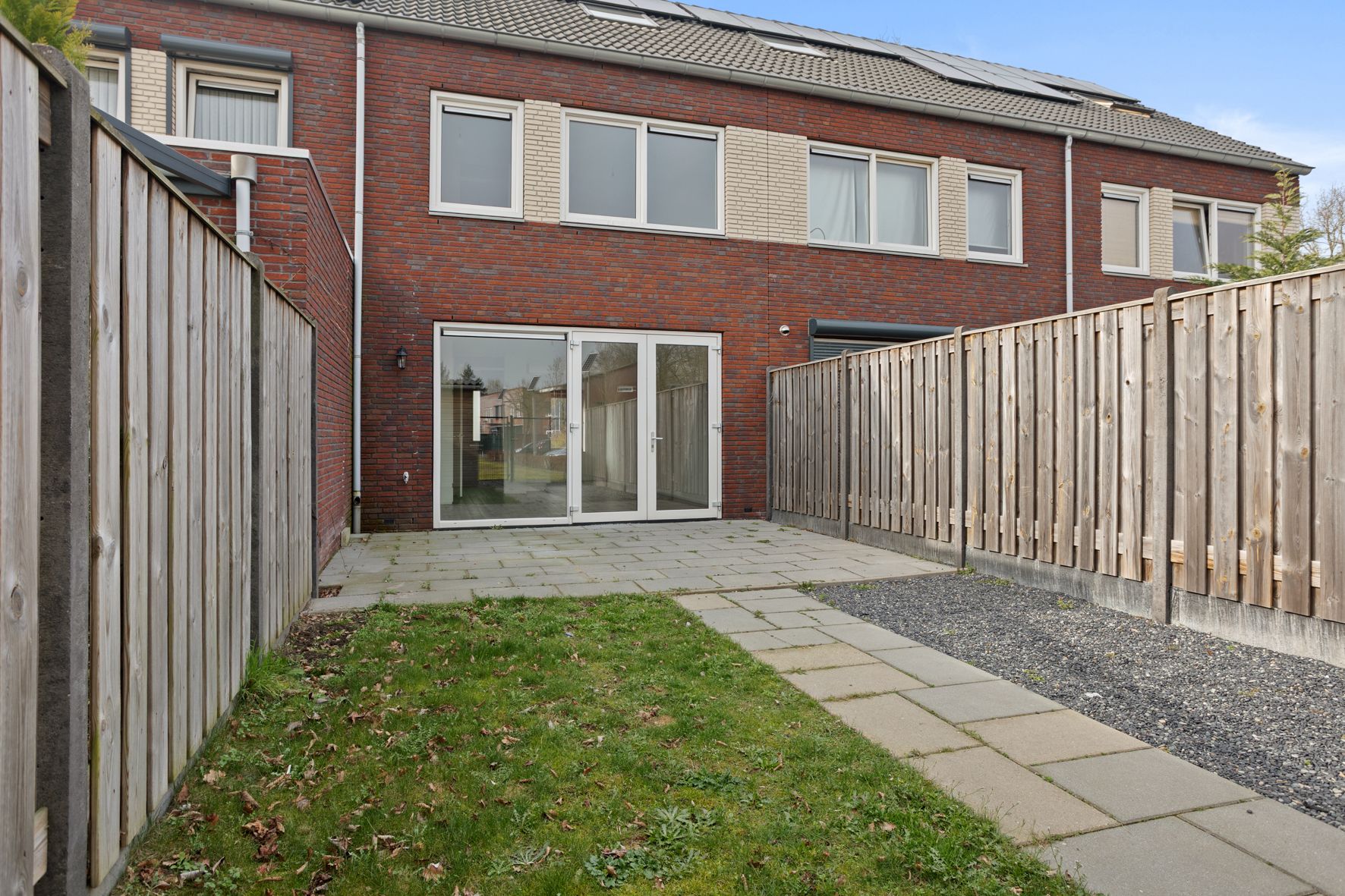 Modern Energy-Efficient Townhouse with Solar Panels in Venlo — 47