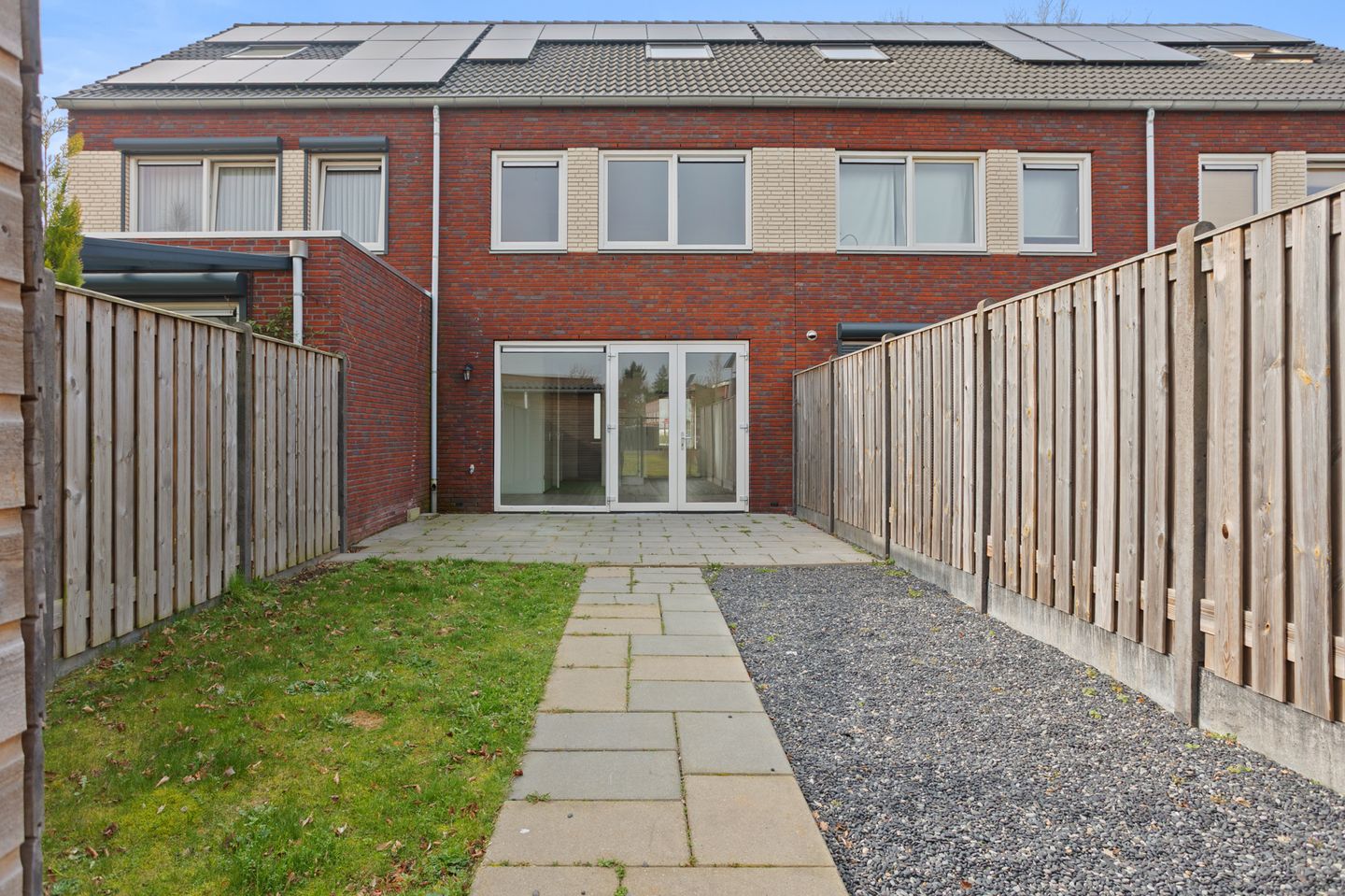 Modern Energy-Efficient Townhouse with Solar Panels in Venlo — 46