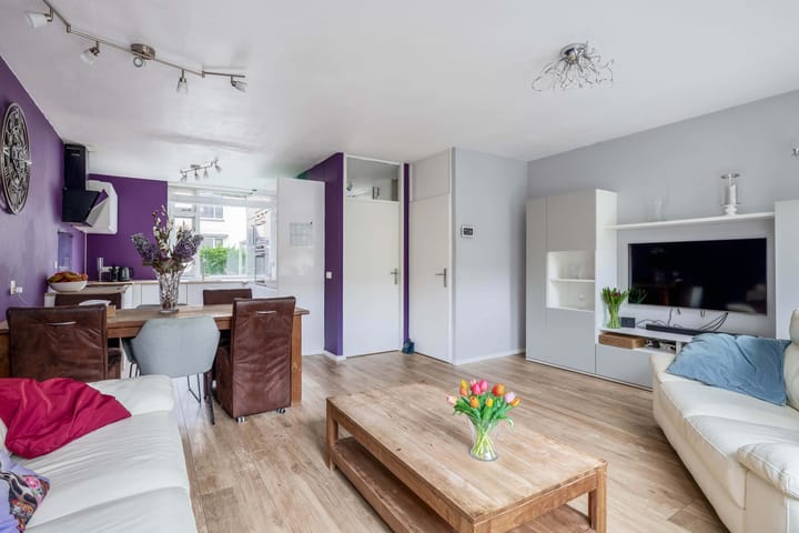 Foto 2 van Parkroos 68