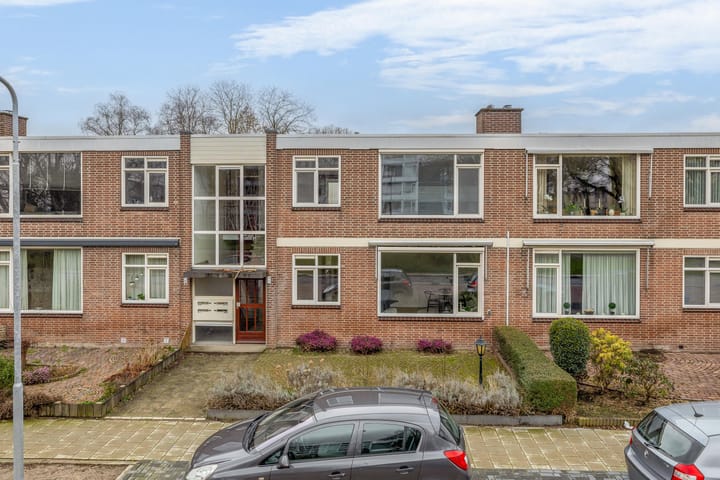Warmoeziersstraat 37
