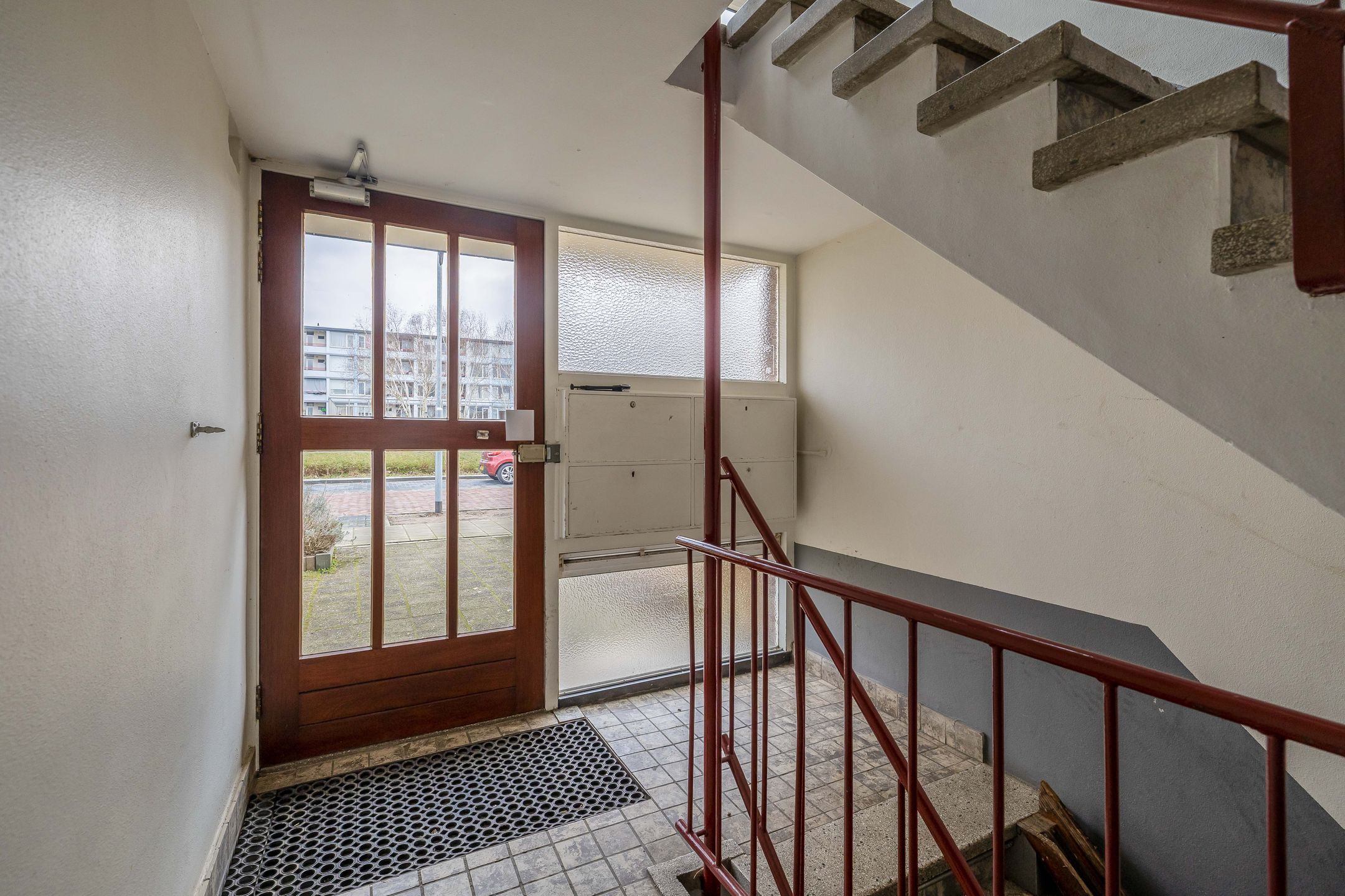 Foto 6 van Warmoeziersstraat 37