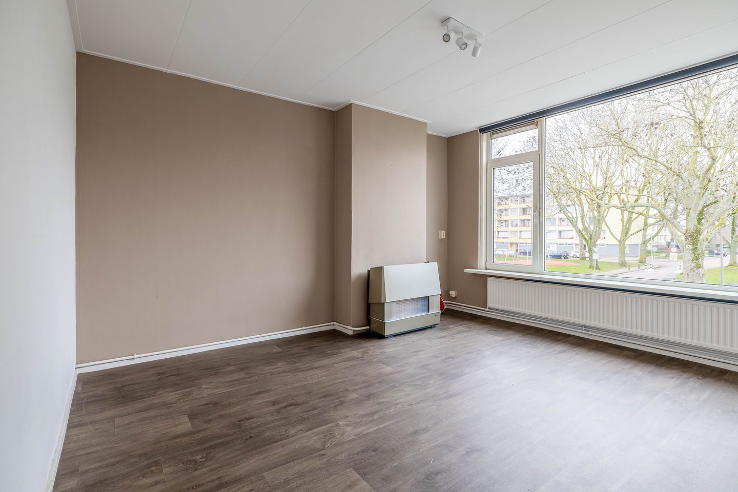 Foto 10 van Warmoeziersstraat 31