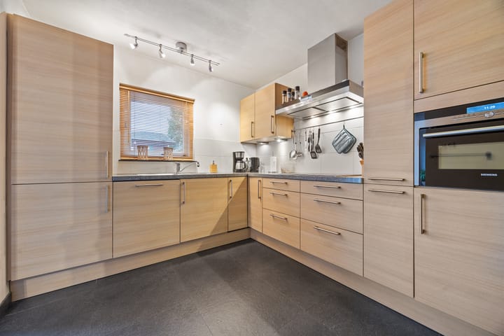 Photo 3 of Bizetlaan 6