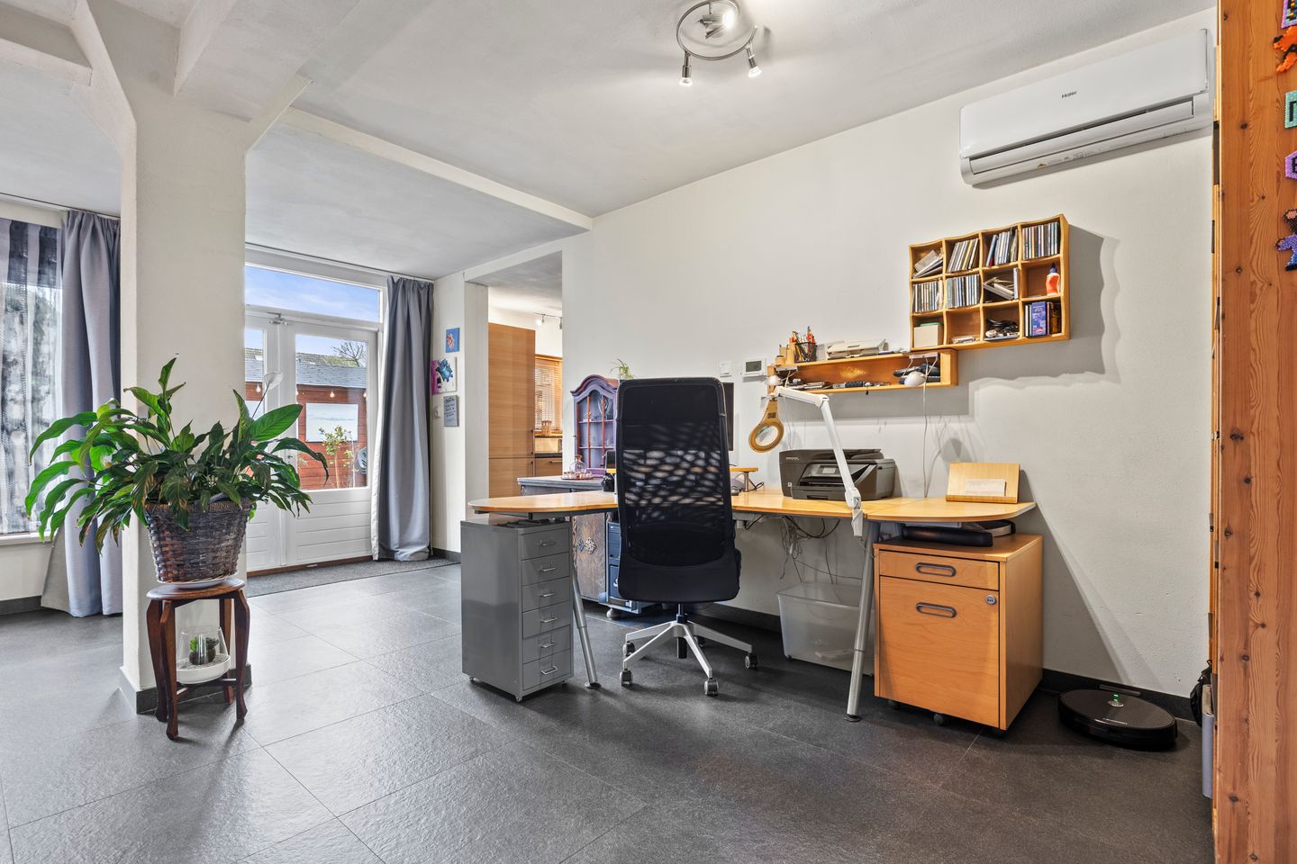 Photo 10 of Bizetlaan 6