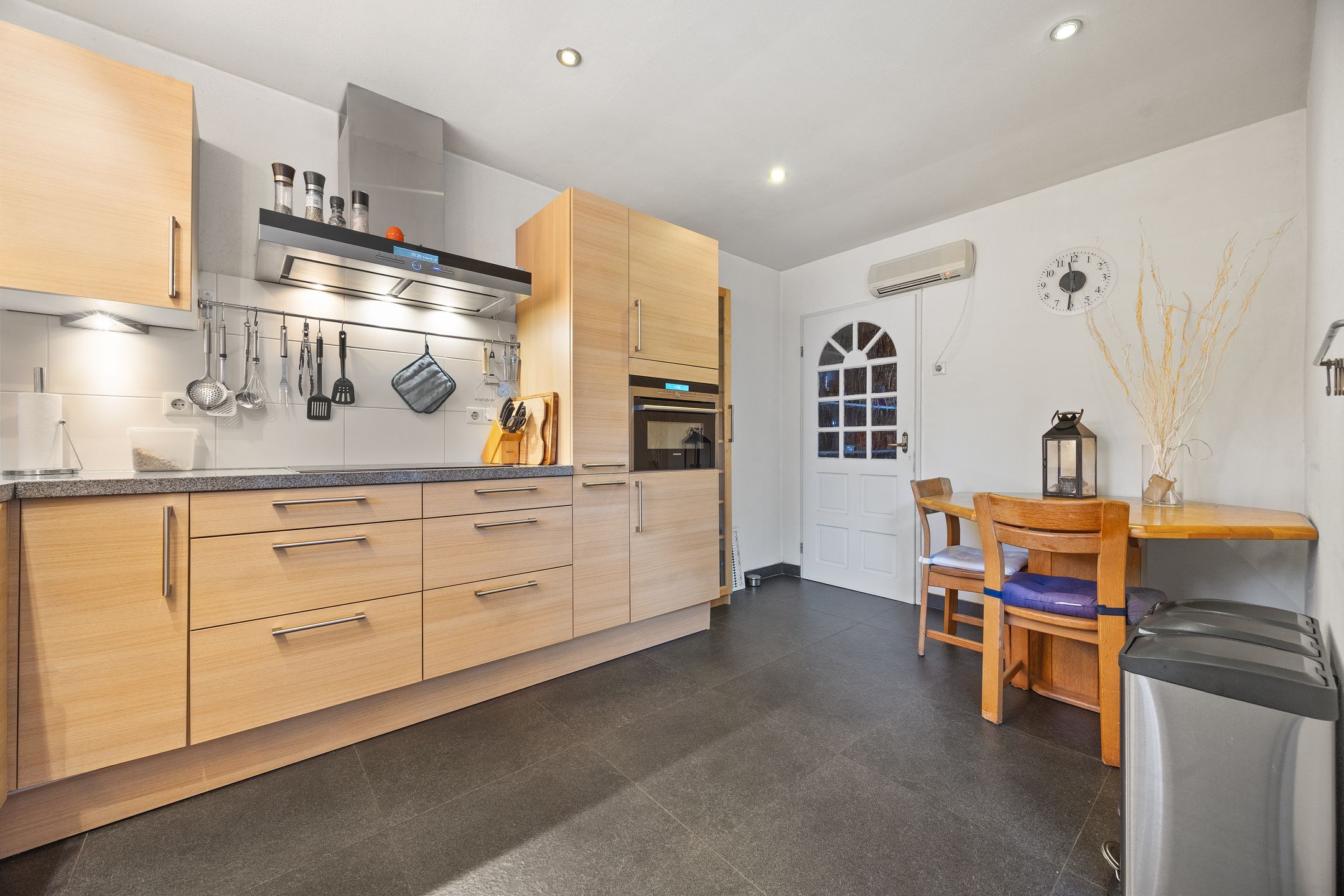 Photo 12 of Bizetlaan 6