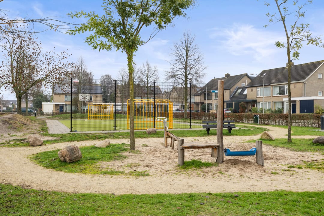 Photo 31 of Bizetlaan 6