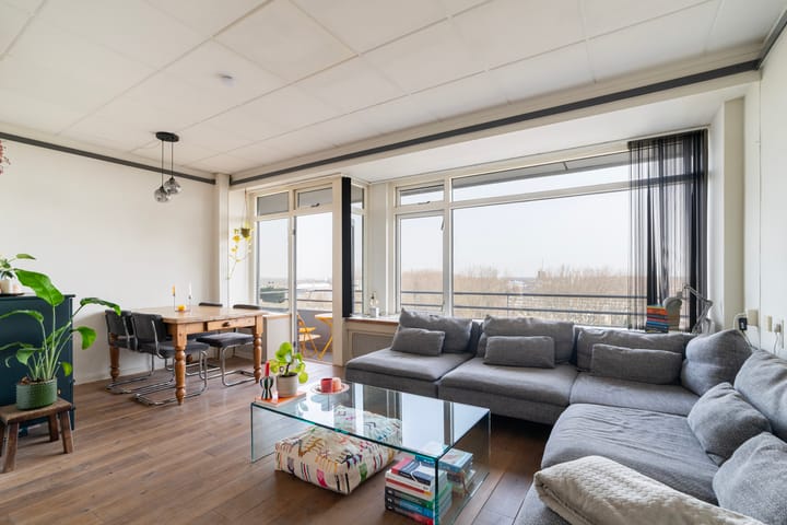 Foto 2 van Van Adrichemstraat 249