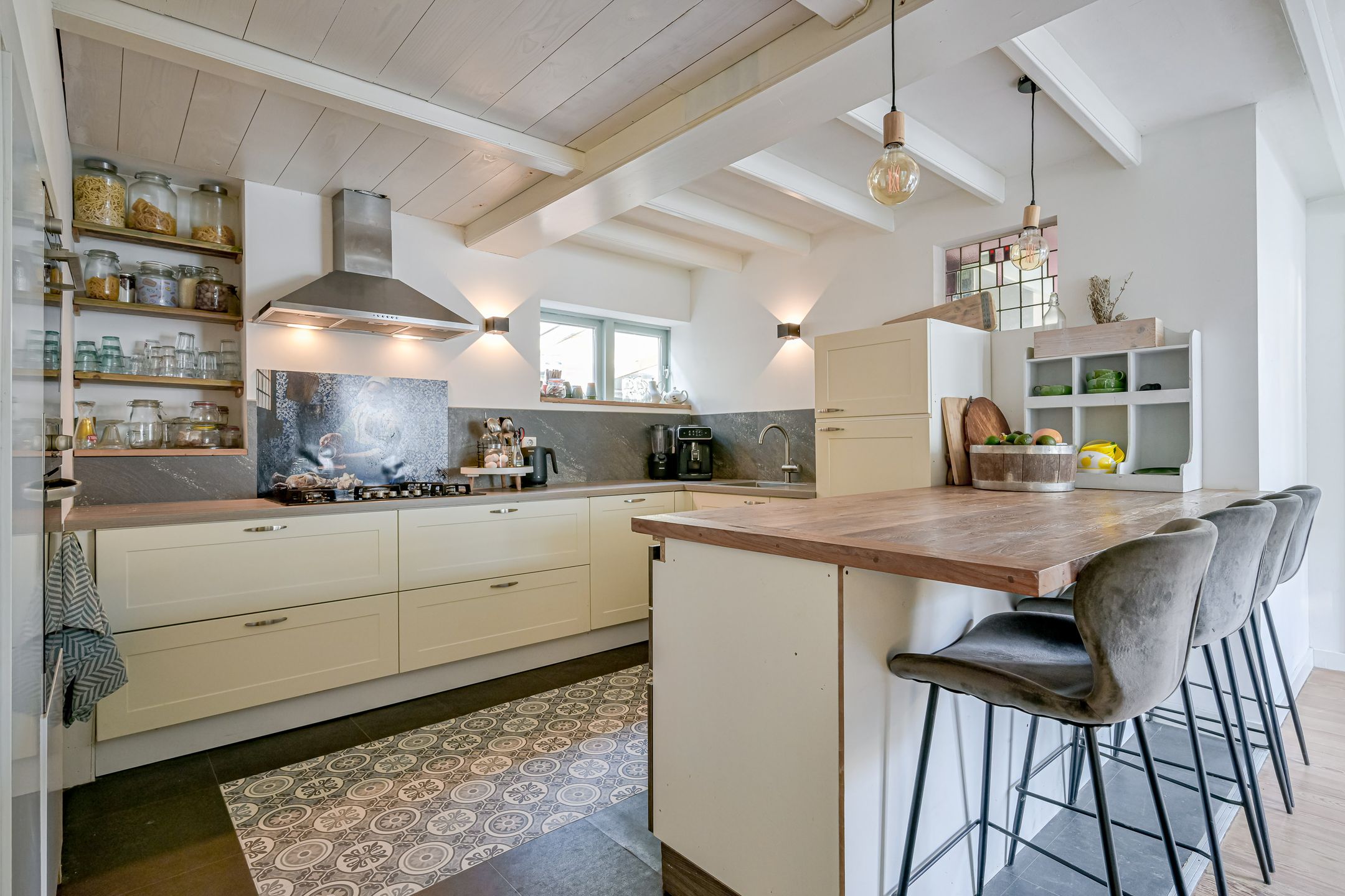 Foto 15 van Oostwouder Dorpsstraat 43