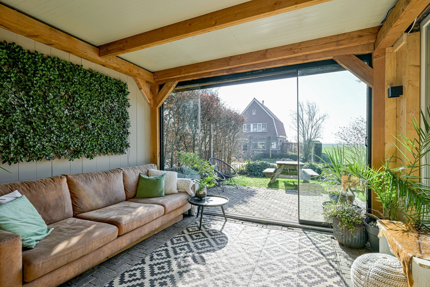 Foto 4 van Oostwouder Dorpsstraat 43