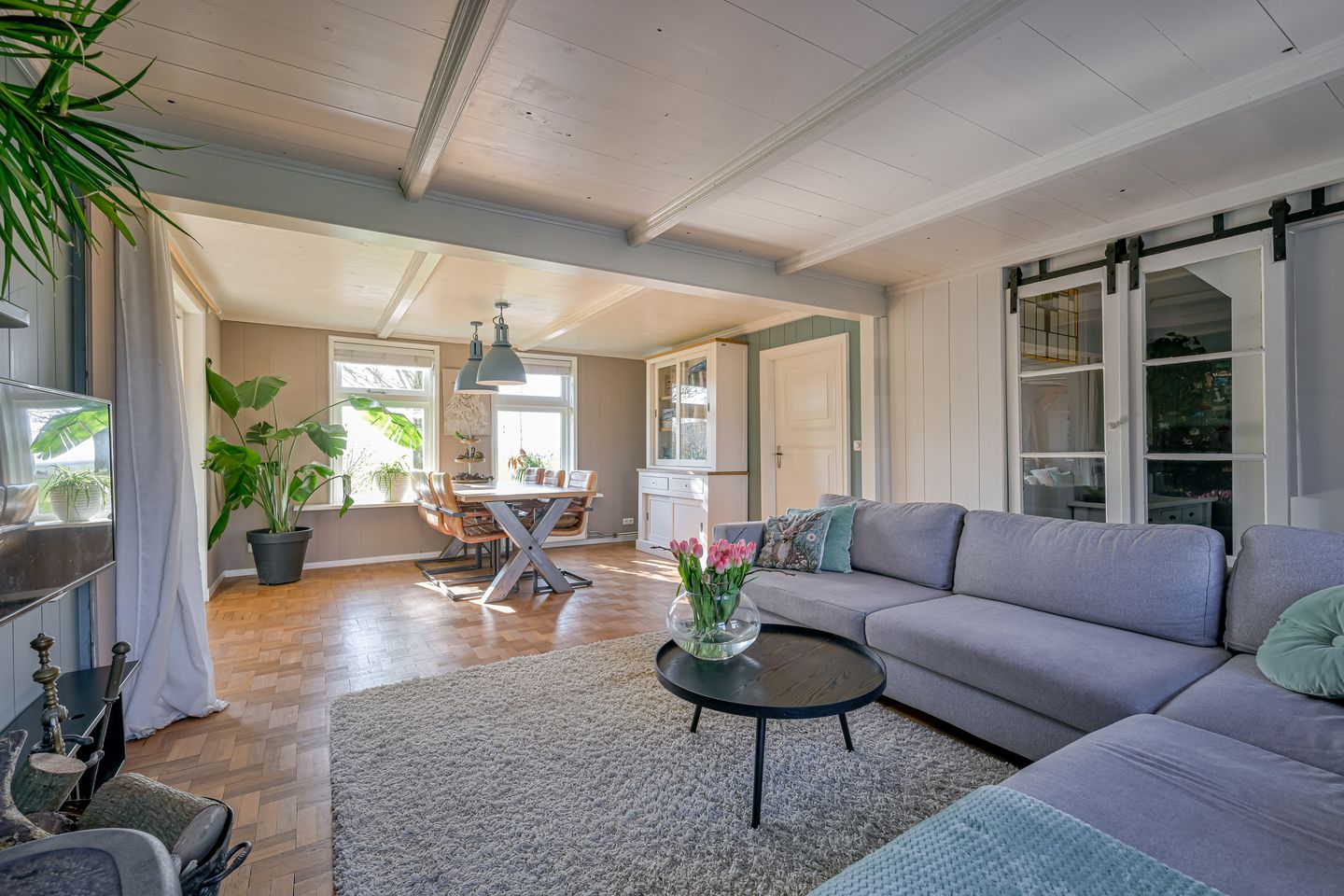 Foto 10 van Oostwouder Dorpsstraat 43