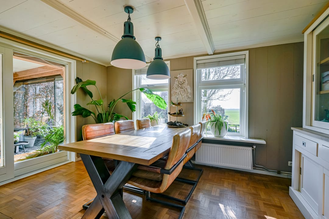 Foto 11 van Oostwouder Dorpsstraat 43