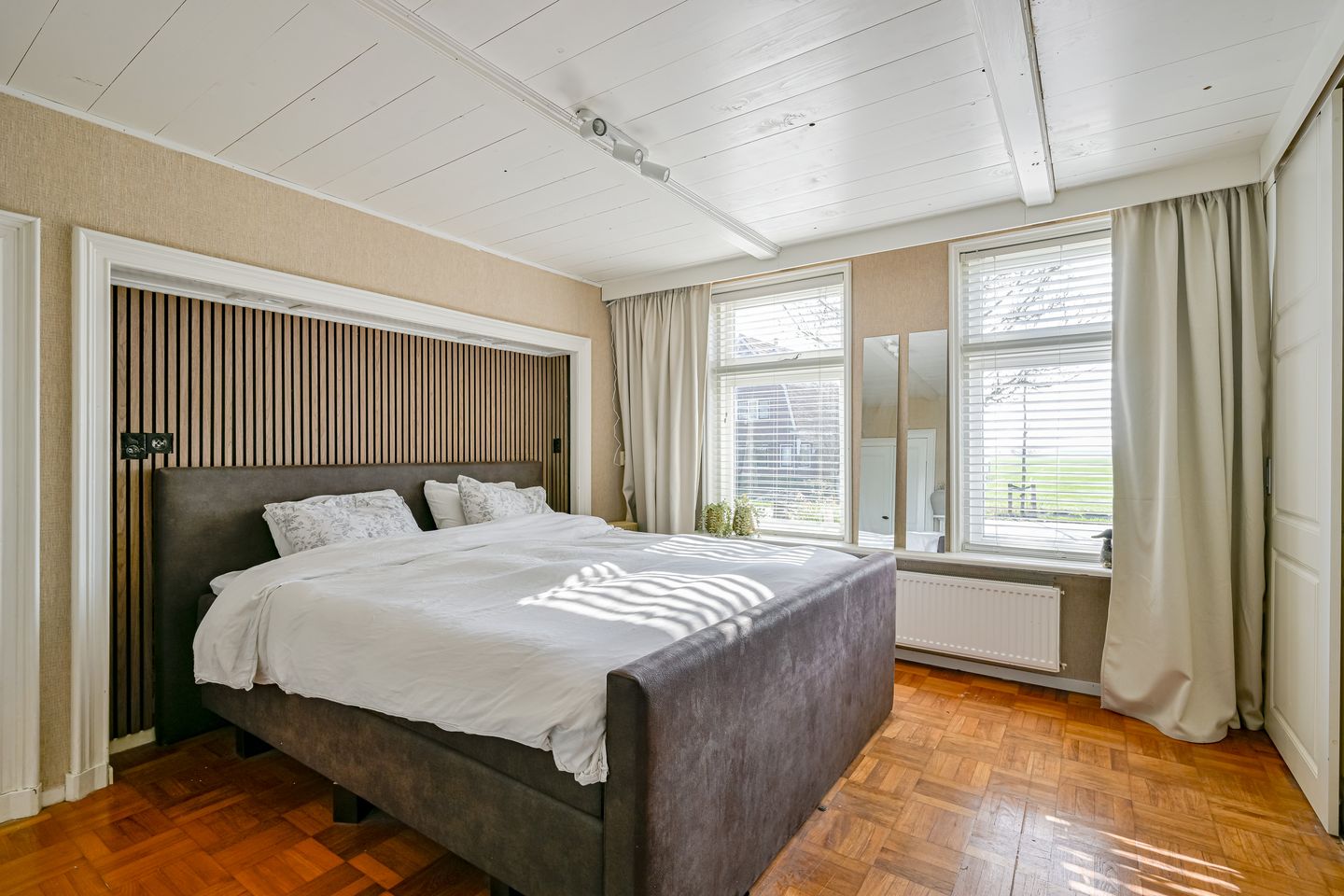 Foto 25 van Oostwouder Dorpsstraat 43