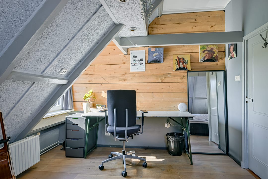 Foto 32 van Oostwouder Dorpsstraat 43