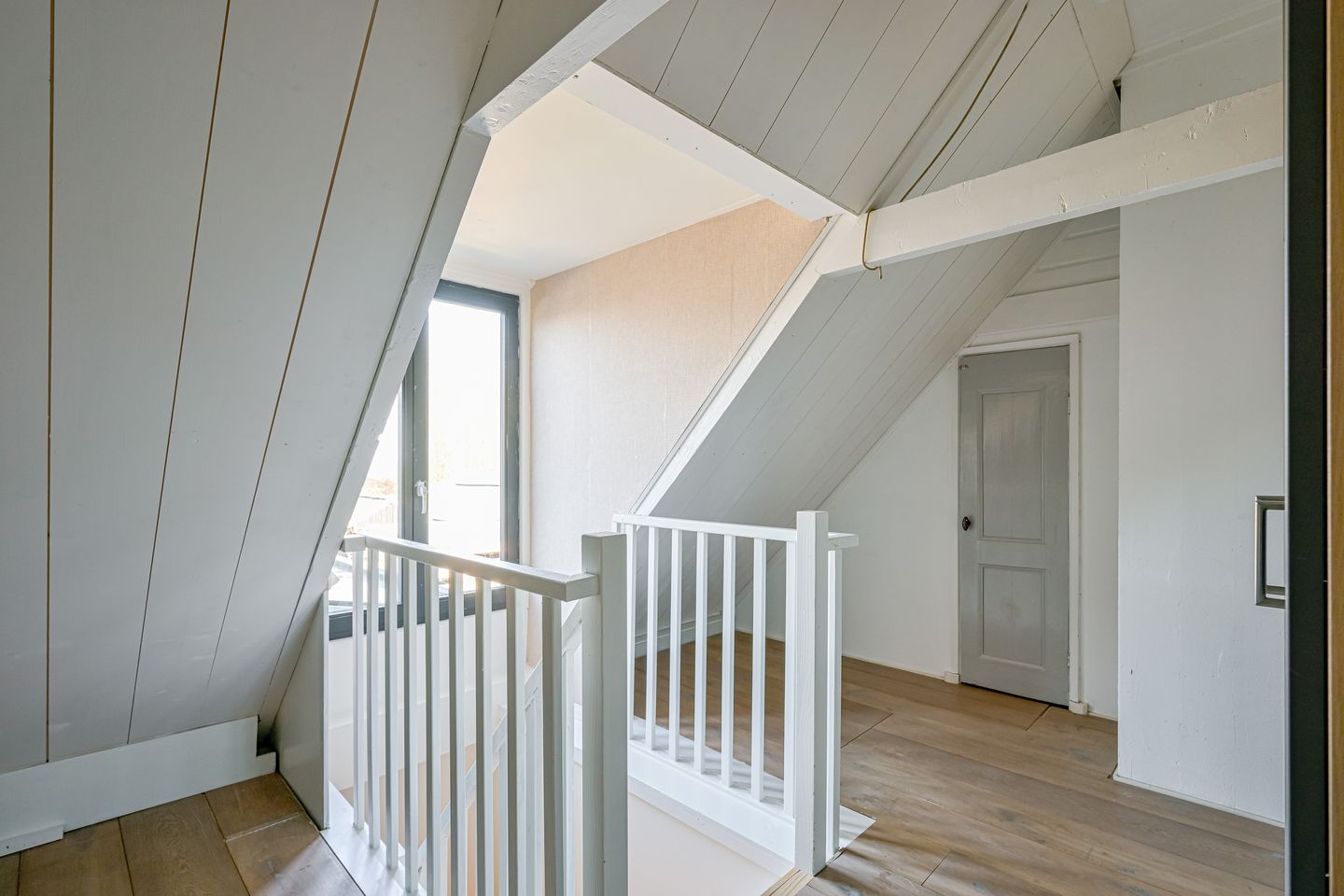 Foto 40 van Oostwouder Dorpsstraat 43