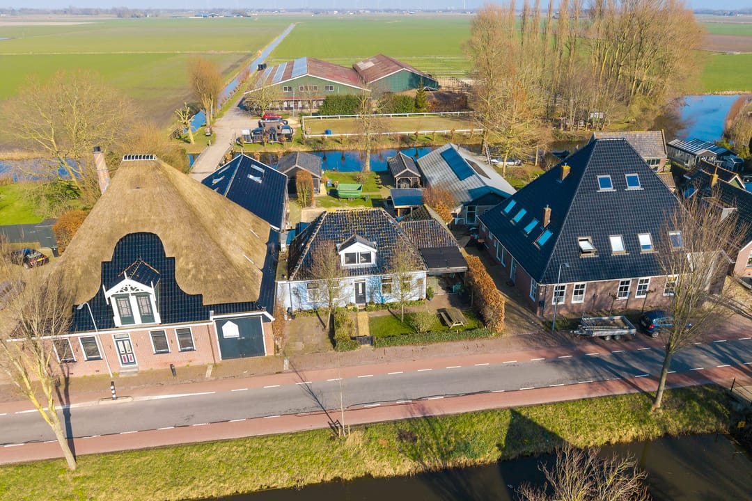 Foto 52 van Oostwouder Dorpsstraat 43