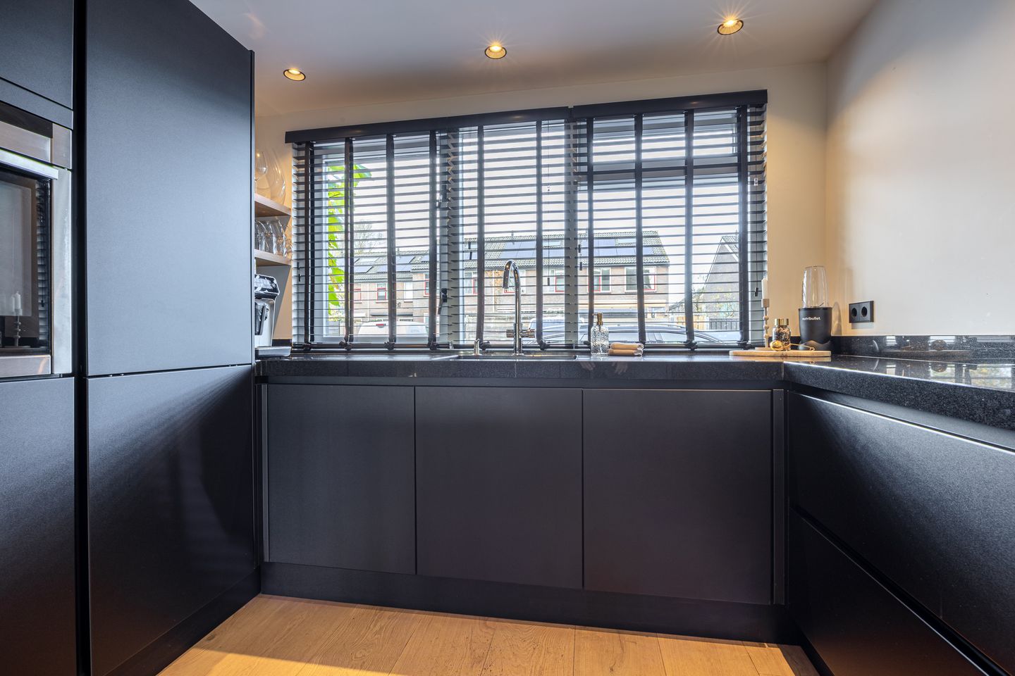 Foto 14 van Amfibieplein 7