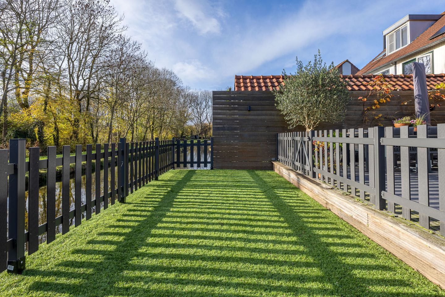 Foto 20 van Amfibieplein 7