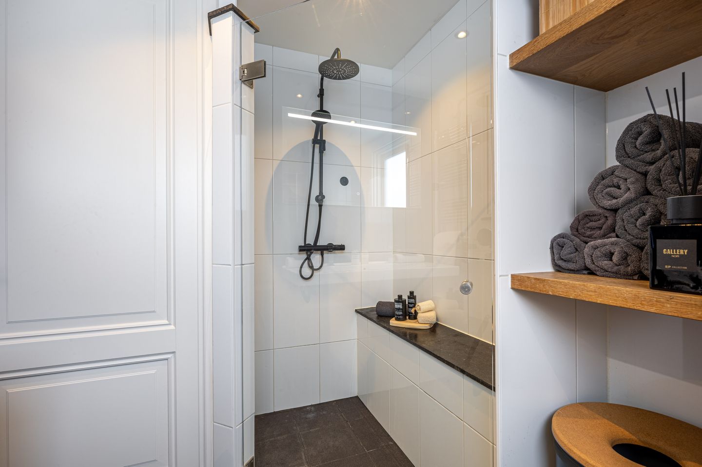 Foto 35 van Amfibieplein 7