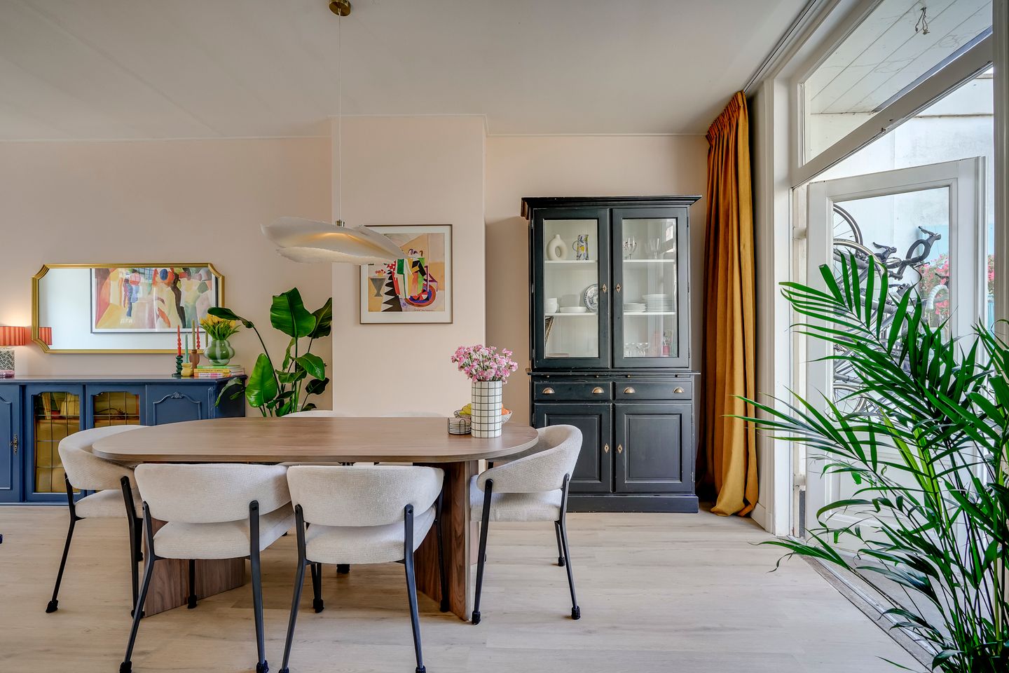 Foto 20 van Douwes Dekkerstraat 34