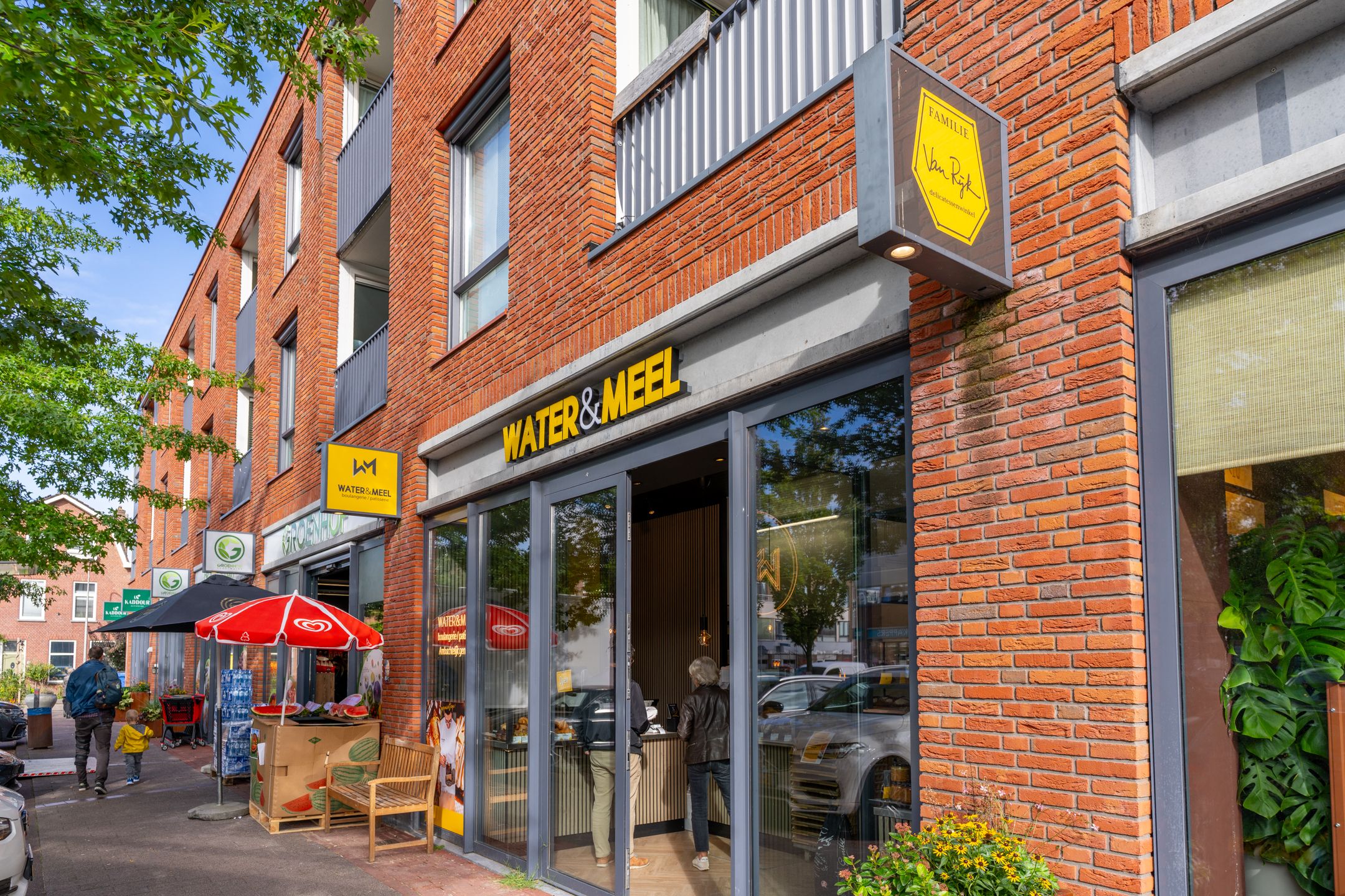 Foto 42 van Douwes Dekkerstraat 34