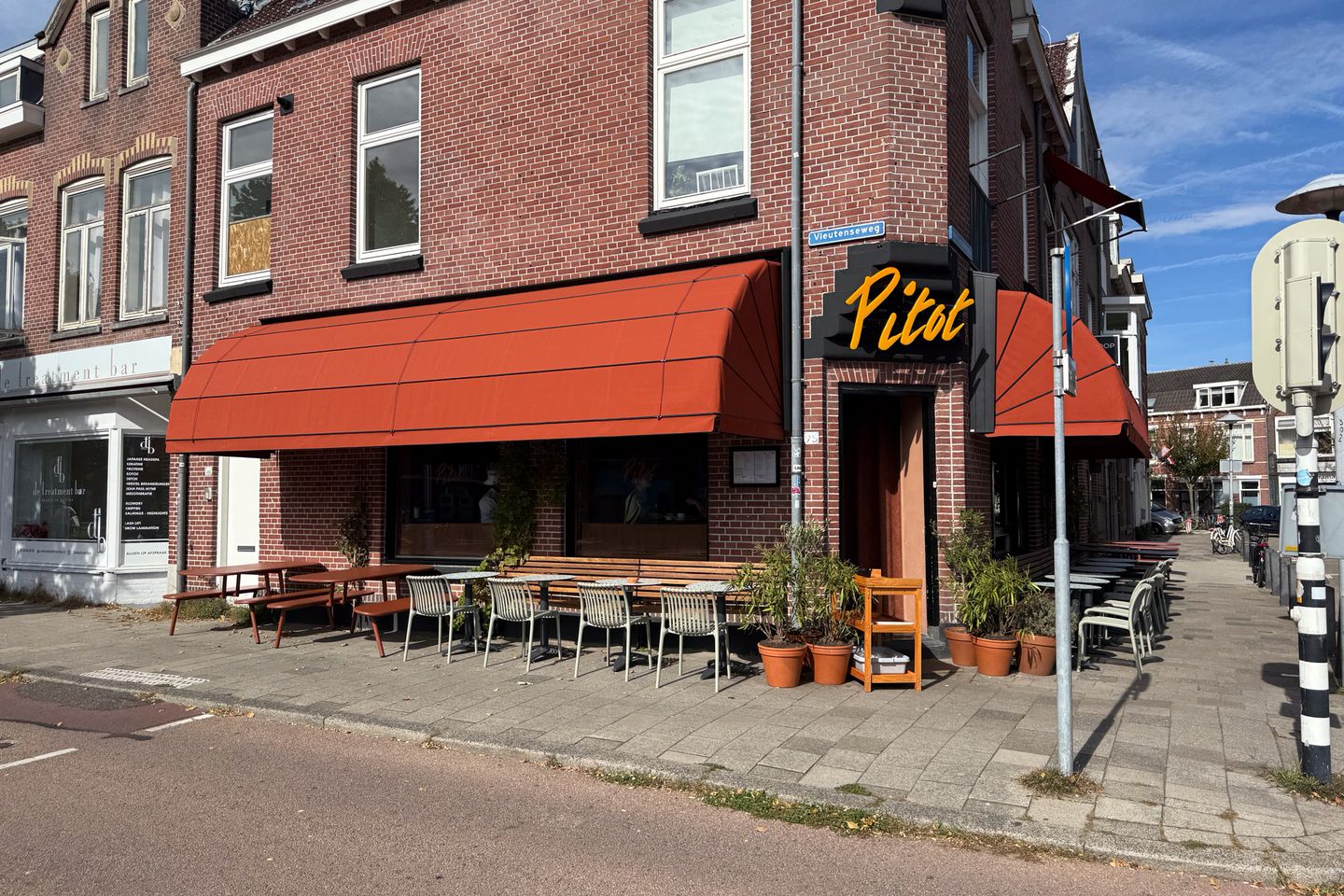 Foto 44 van Douwes Dekkerstraat 34