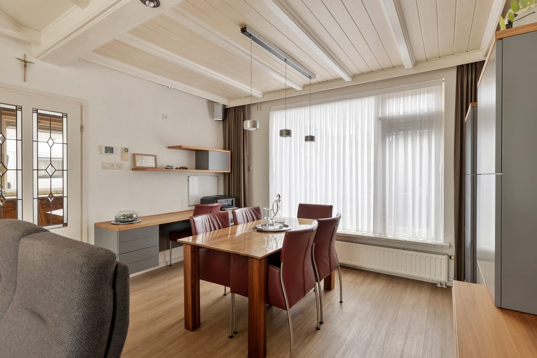 Foto 16 van Julianastraat 15