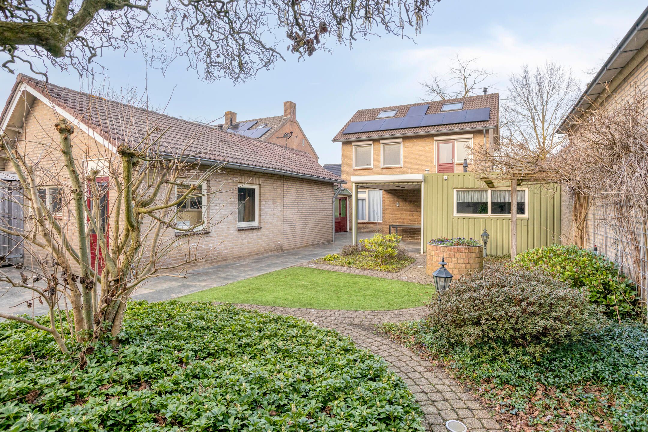 Foto 33 van Julianastraat 15