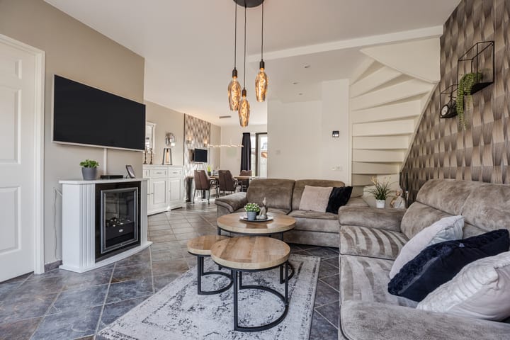 Photo 4 of Komeet 23