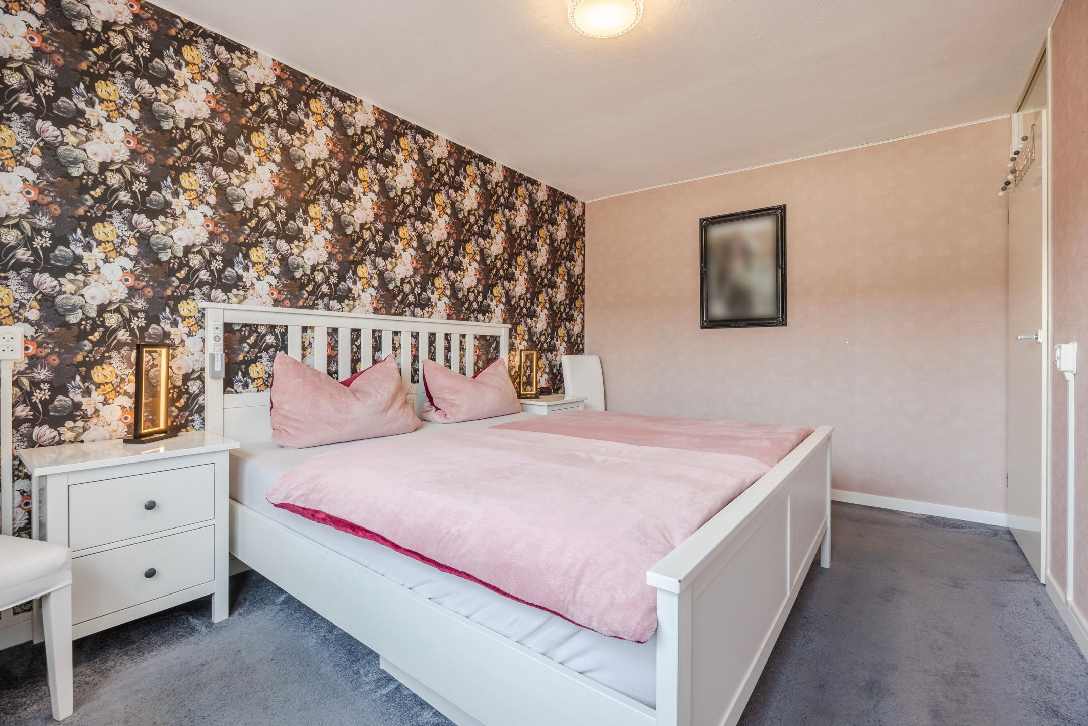 Photo 15 of Komeet 23