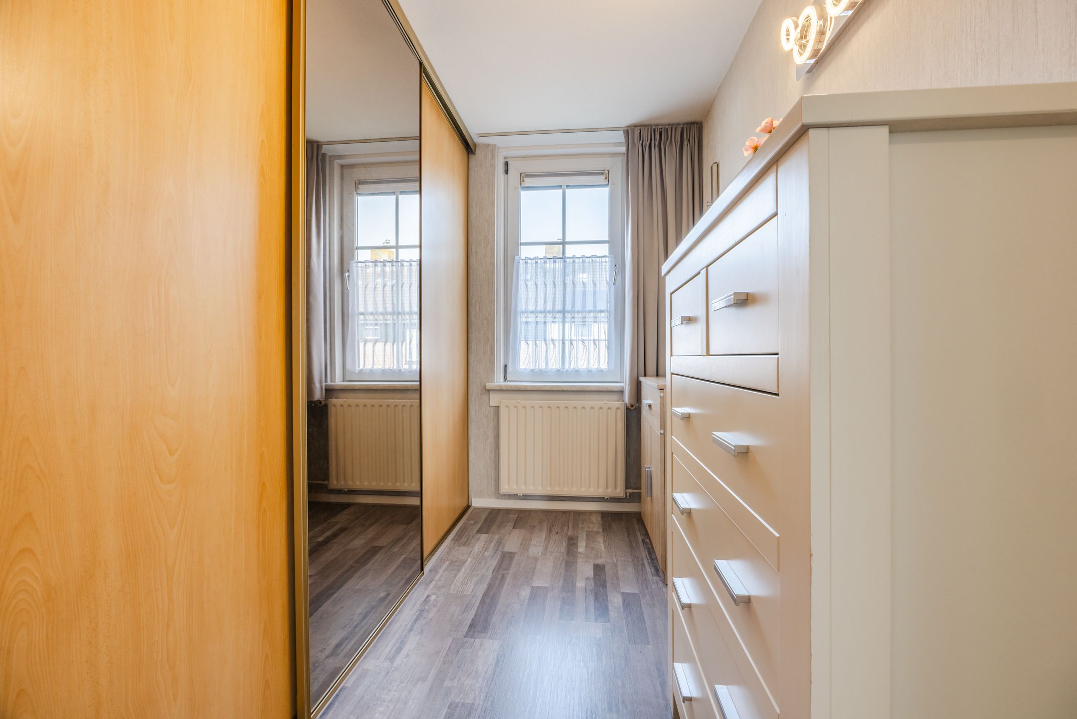 Photo 18 of Komeet 23